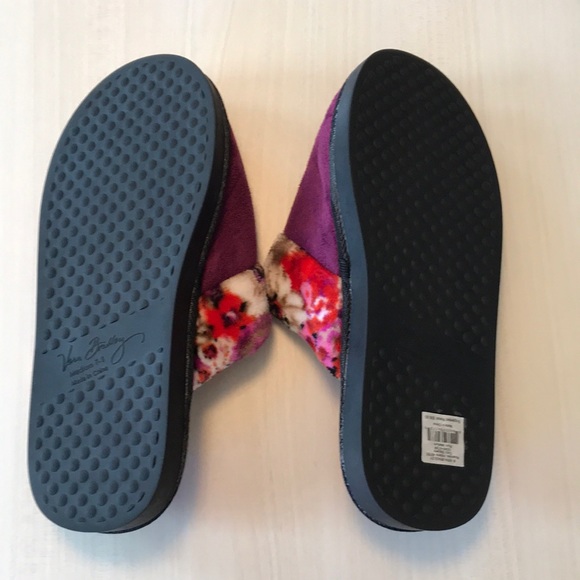 New Vera Bradley Cozy Slippers M 7-8 Rosewood Plum - Picture 5 of 6